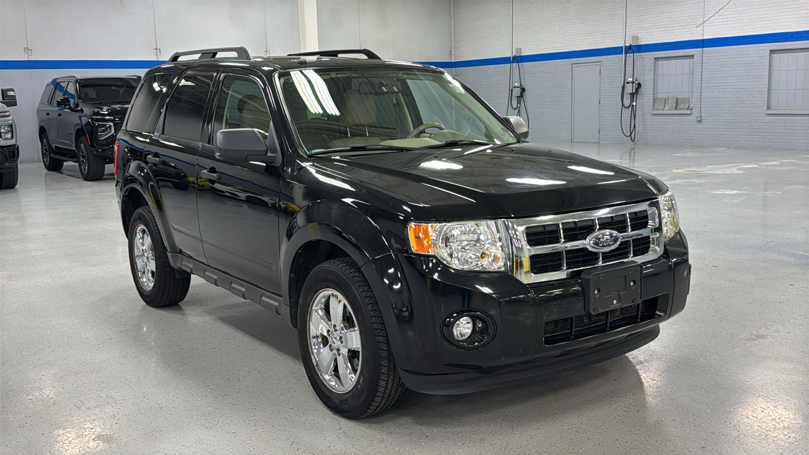 2009 Ford Escape XLT 2