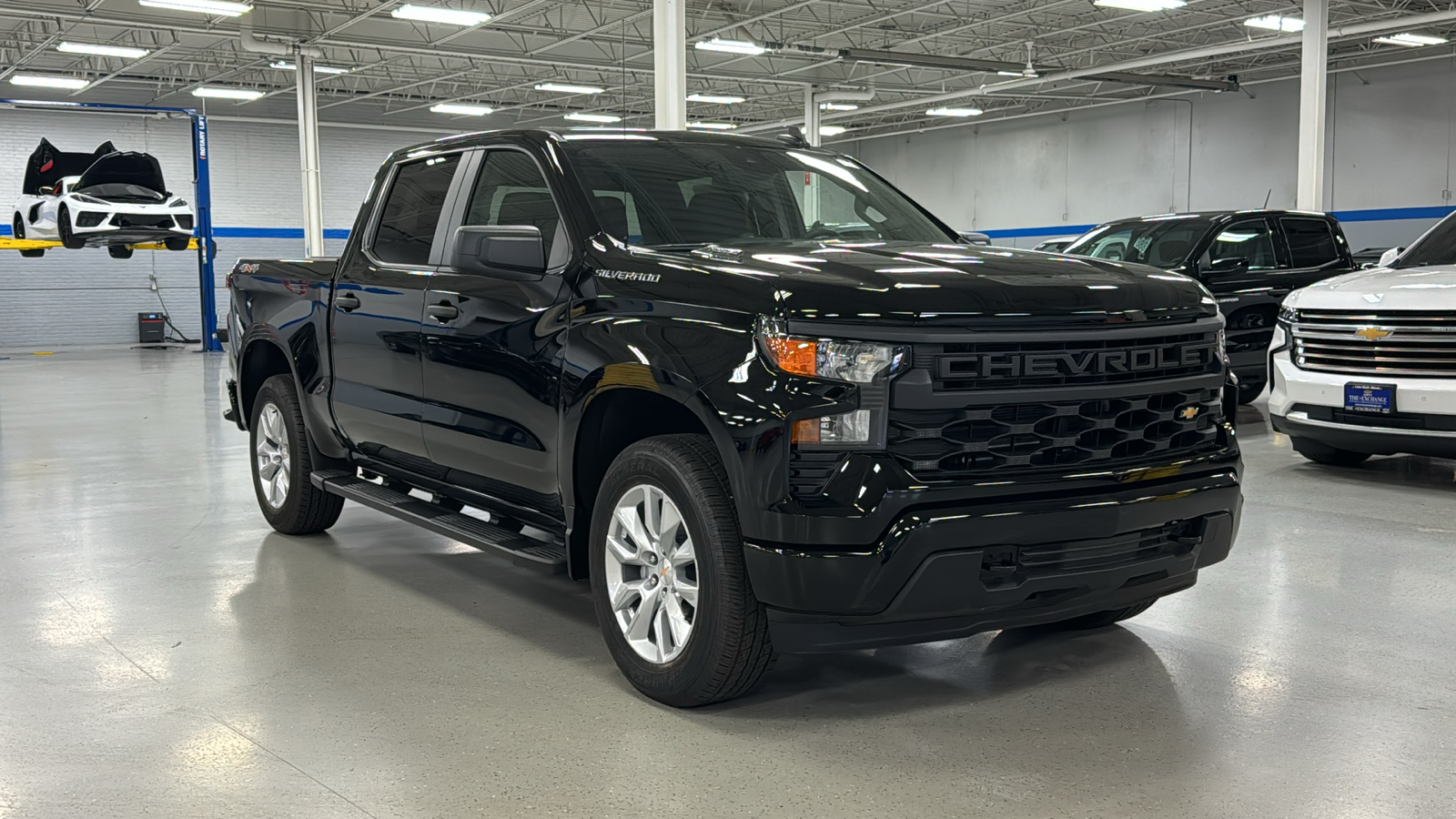 2024 Chevrolet Silverado 1500 Custom 3