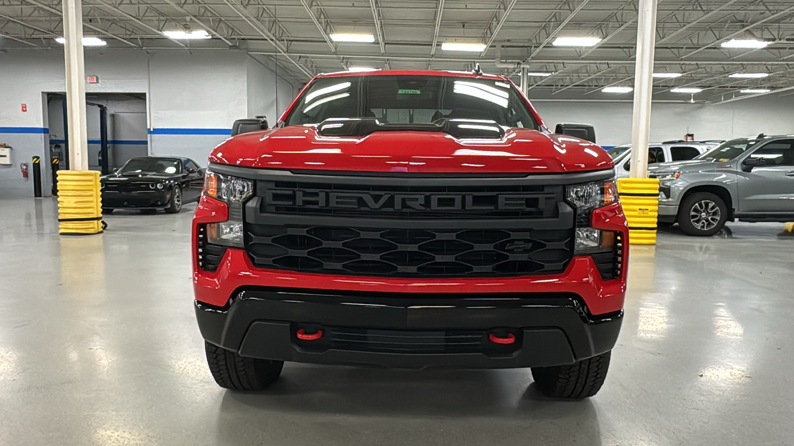 2024 Chevrolet Silverado 1500 Custom Trail Boss 24