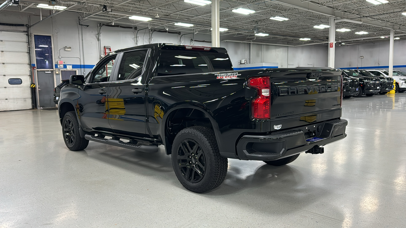 2024 Chevrolet Silverado 1500 Custom Trail Boss 6