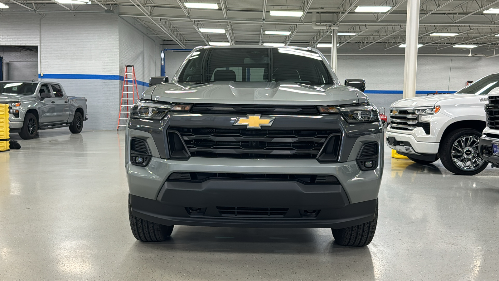 2024 Chevrolet Colorado LT 17