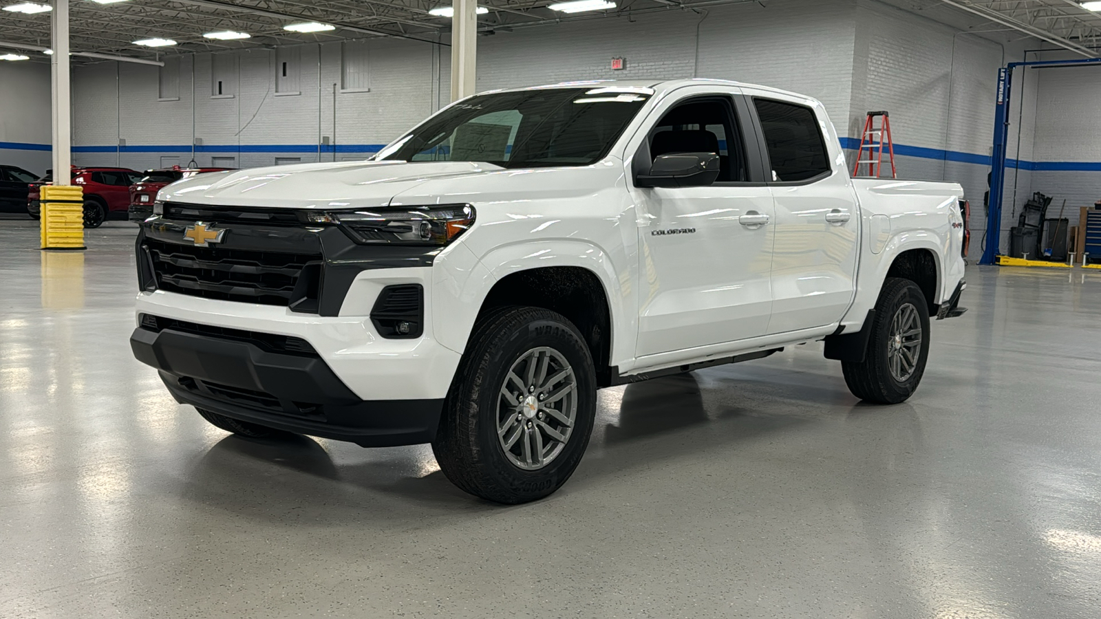 2024 Chevrolet Colorado LT 16