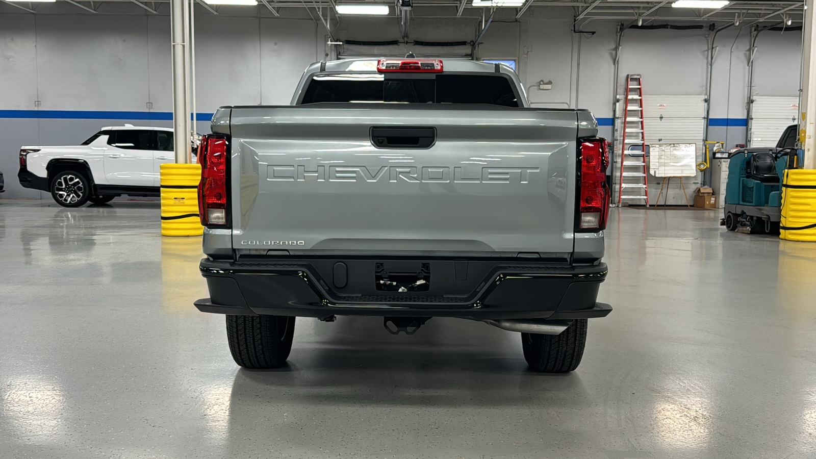 2024 Chevrolet Colorado Work Truck 5