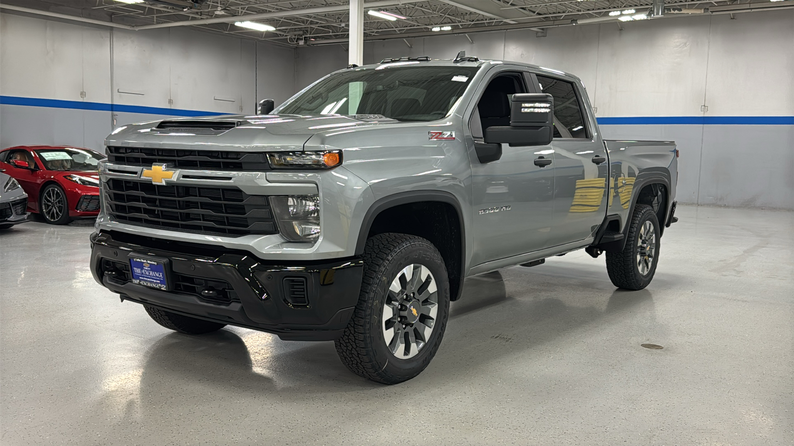 2025 Chevrolet Silverado 2500HD Custom 18