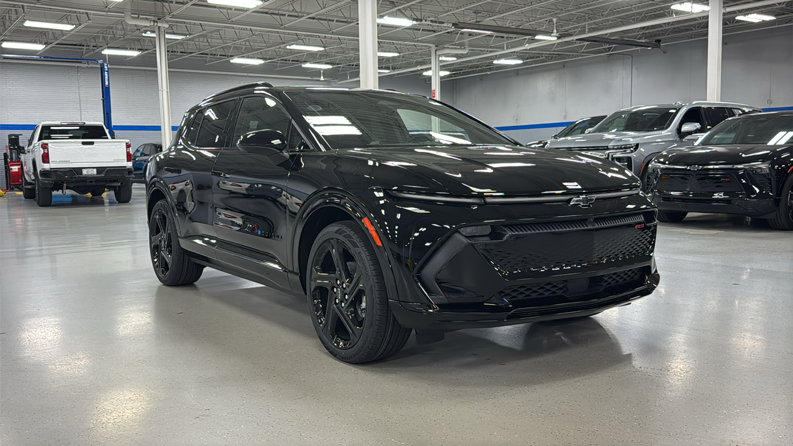 2025 Chevrolet Equinox EV RS 1