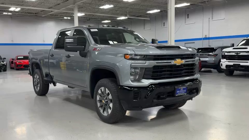 2025 Chevrolet Silverado 2500HD Custom 1