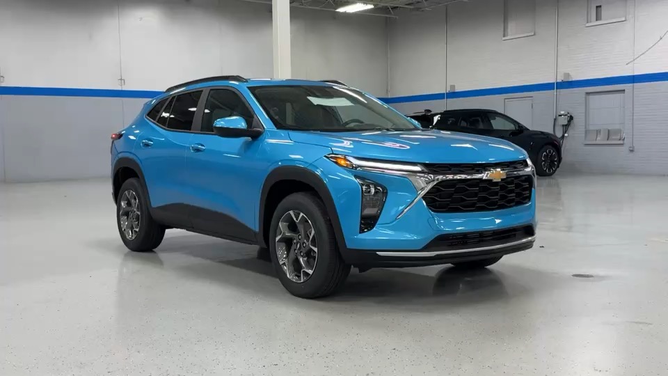 2025 Chevrolet Trax LT 1