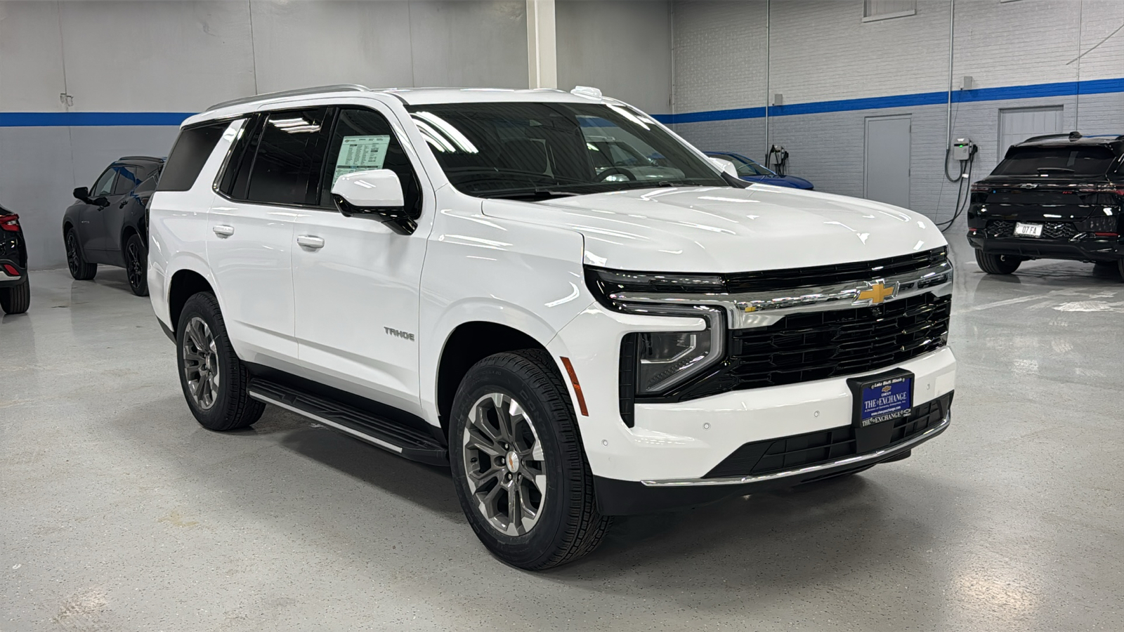 2025 Chevrolet Tahoe LS 2