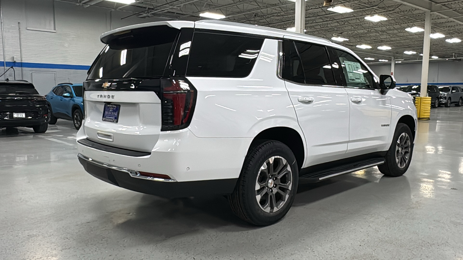 2025 Chevrolet Tahoe LS 4