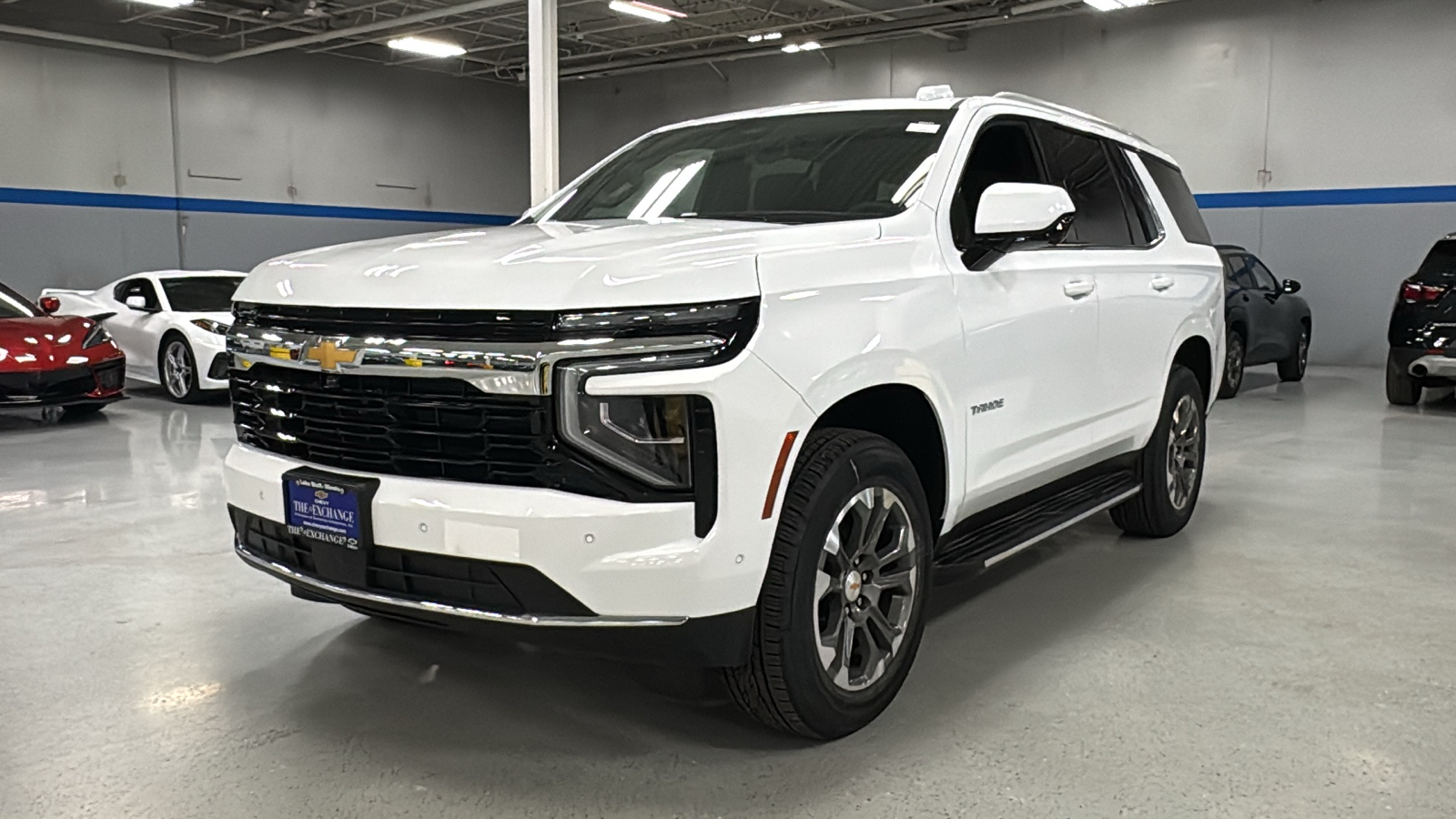 2025 Chevrolet Tahoe LS 18