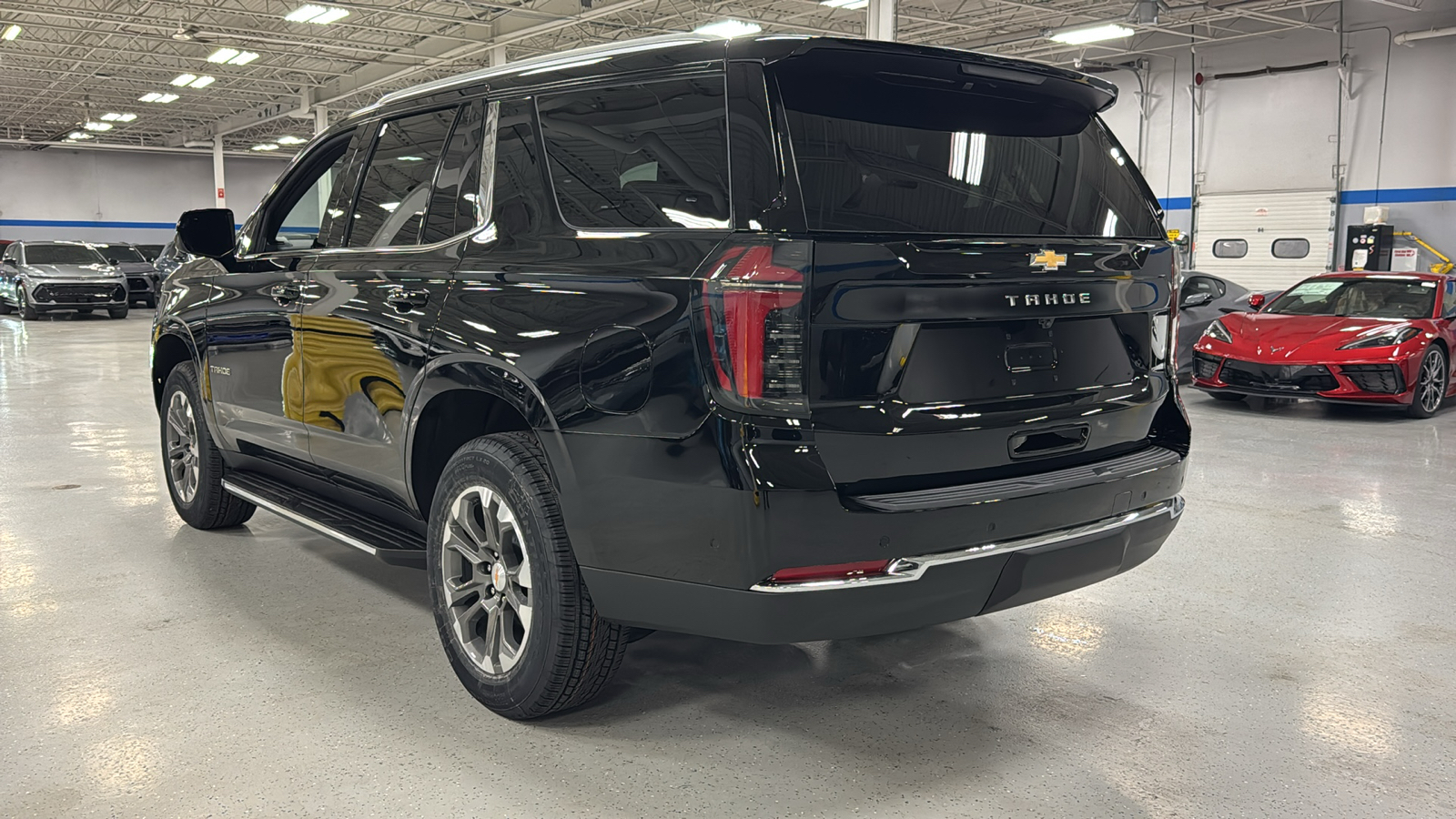 2025 Chevrolet Tahoe LS 7