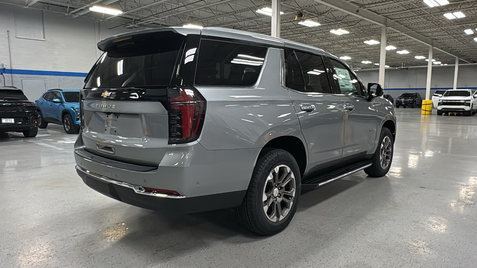 2025 Chevrolet Tahoe LS 5