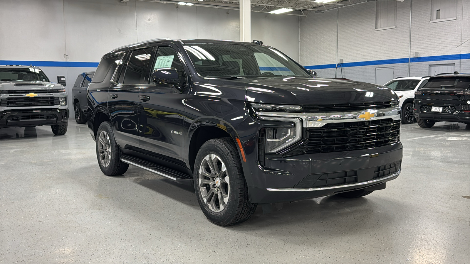 2025 Chevrolet Tahoe LS 3