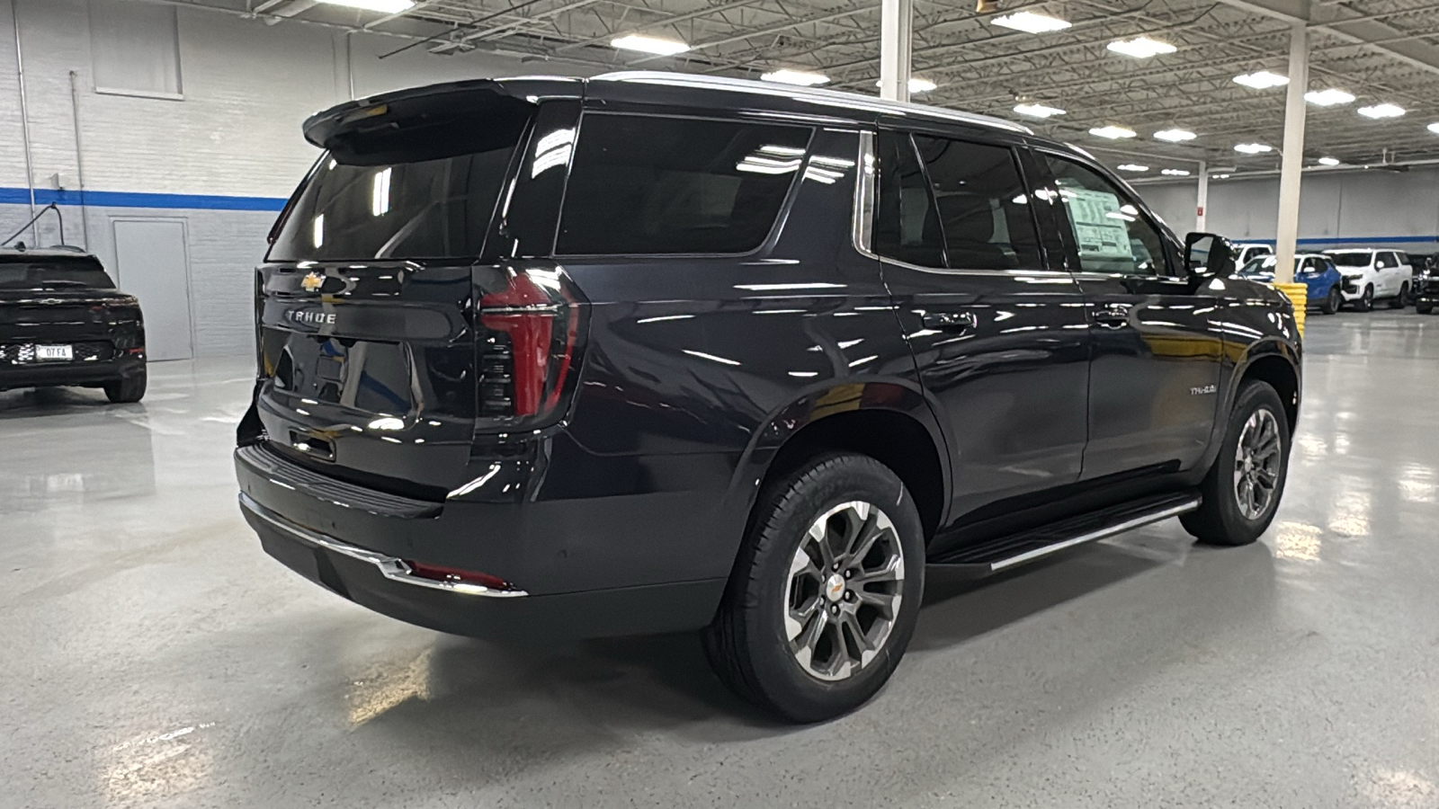 2025 Chevrolet Tahoe LS 5