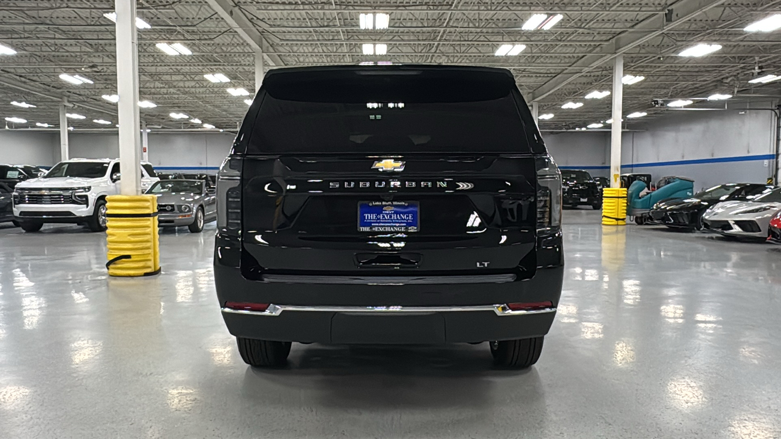 2025 Chevrolet Suburban LT 5