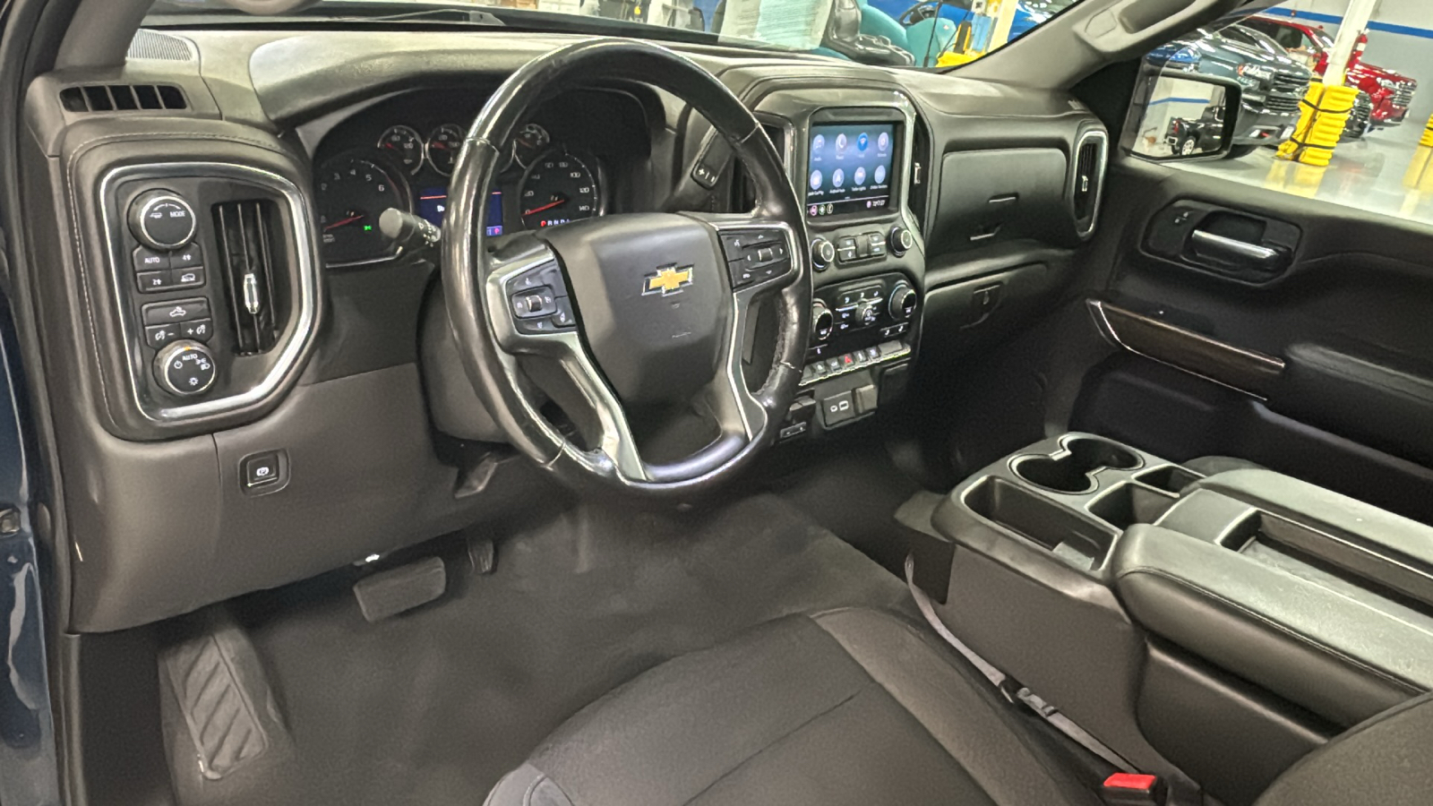 2020 Chevrolet Silverado 1500 LT 11