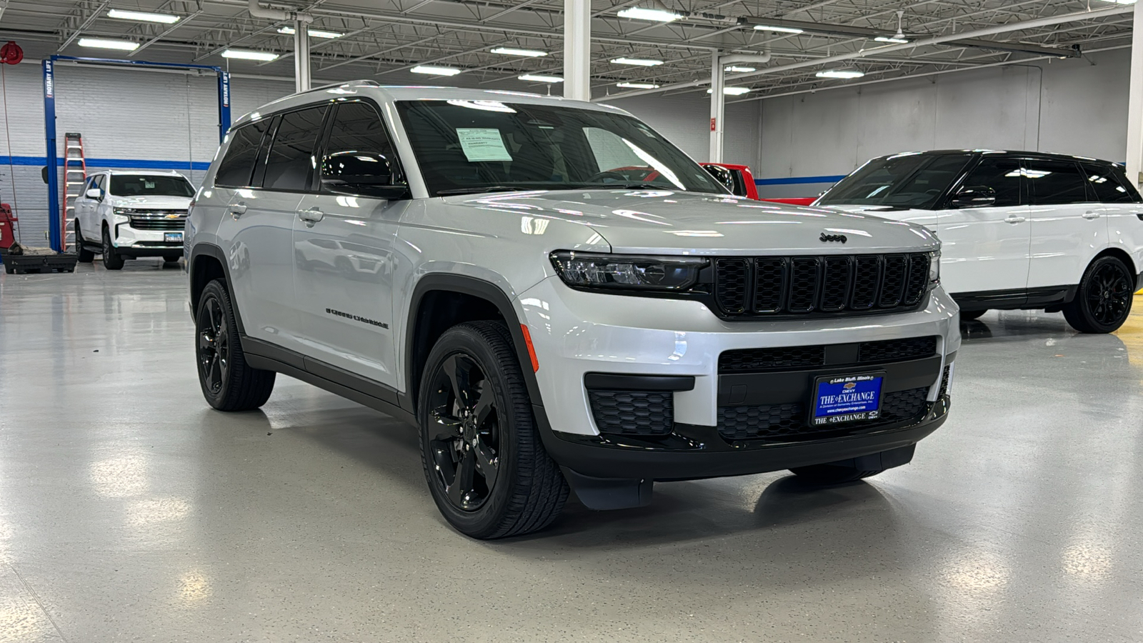 2021 Jeep Grand Cherokee L Laredo 1