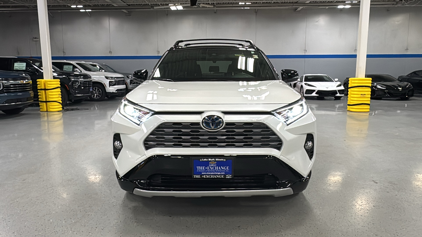 2021 Toyota RAV4 Hybrid XSE 24