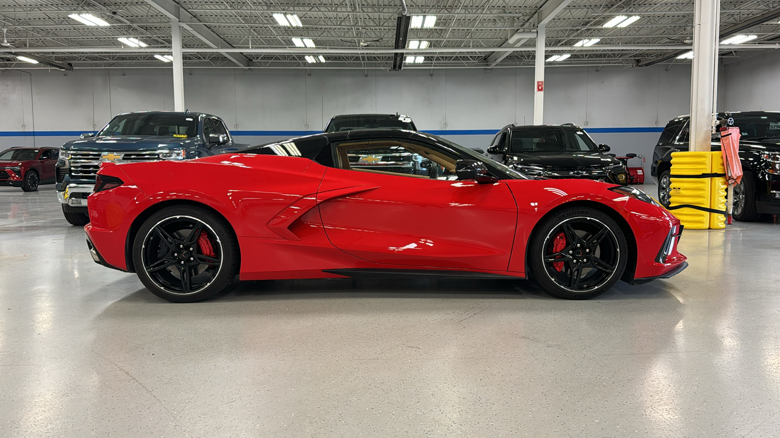 2023 Chevrolet Corvette Stingray 3