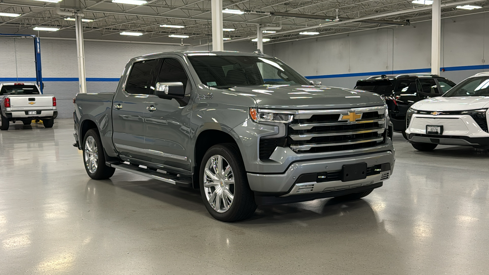 2023 Chevrolet Silverado 1500 High Country 1