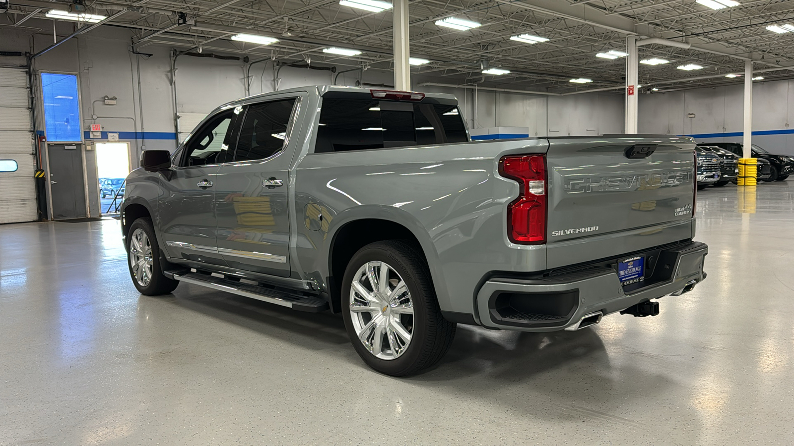 2023 Chevrolet Silverado 1500 High Country 7