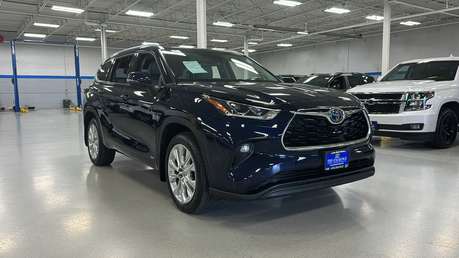 2021 Toyota Highlander Hybrid Limited 2