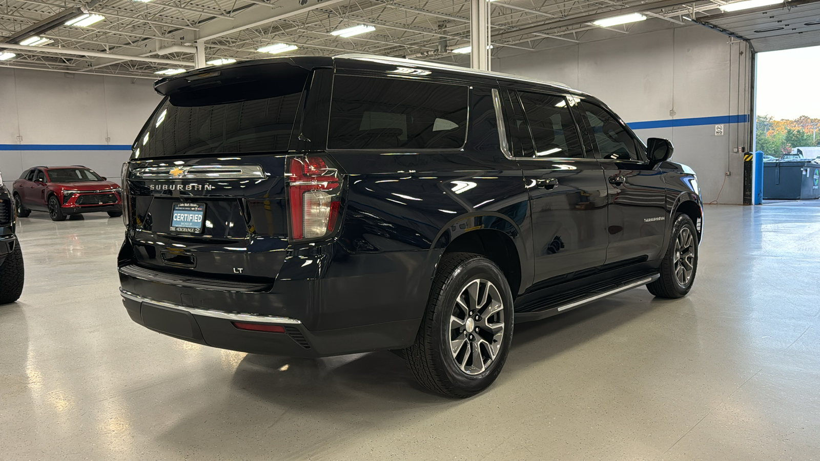 2021 Chevrolet Suburban LT 4