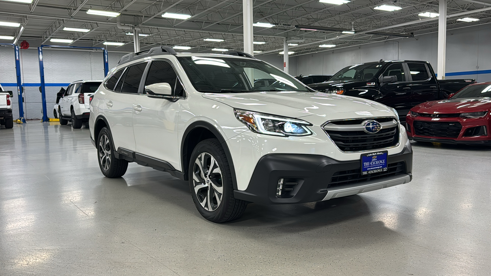 2022 Subaru Outback Limited XT 1