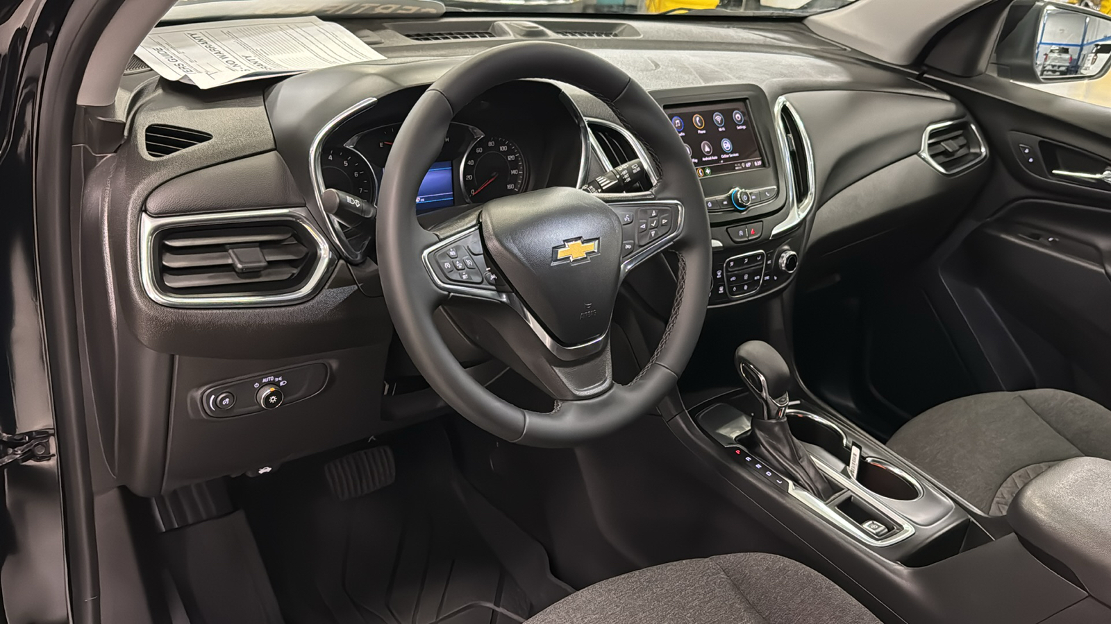 2024 Chevrolet Equinox LT 9