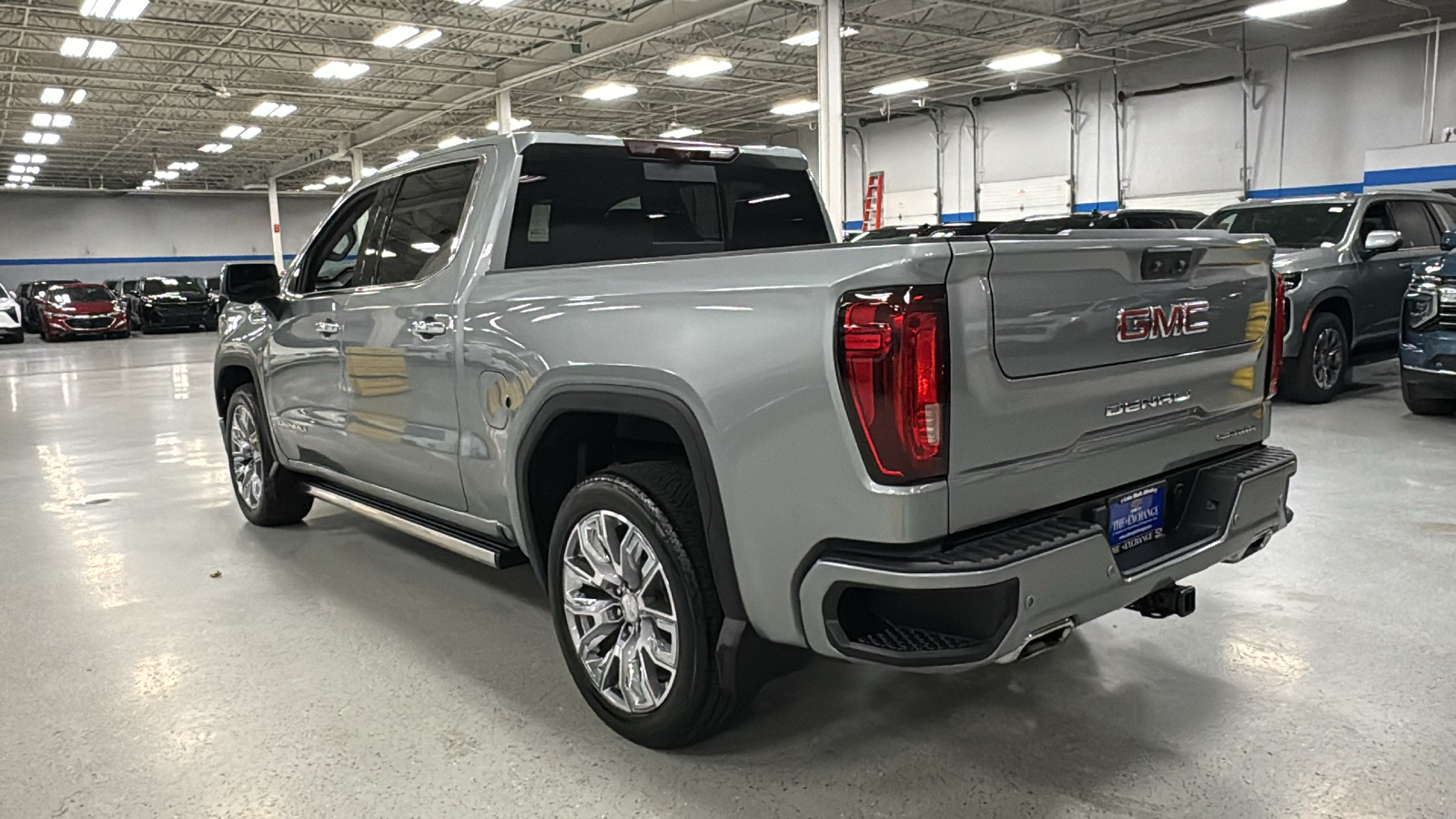 2023 GMC Sierra 1500 Denali 8