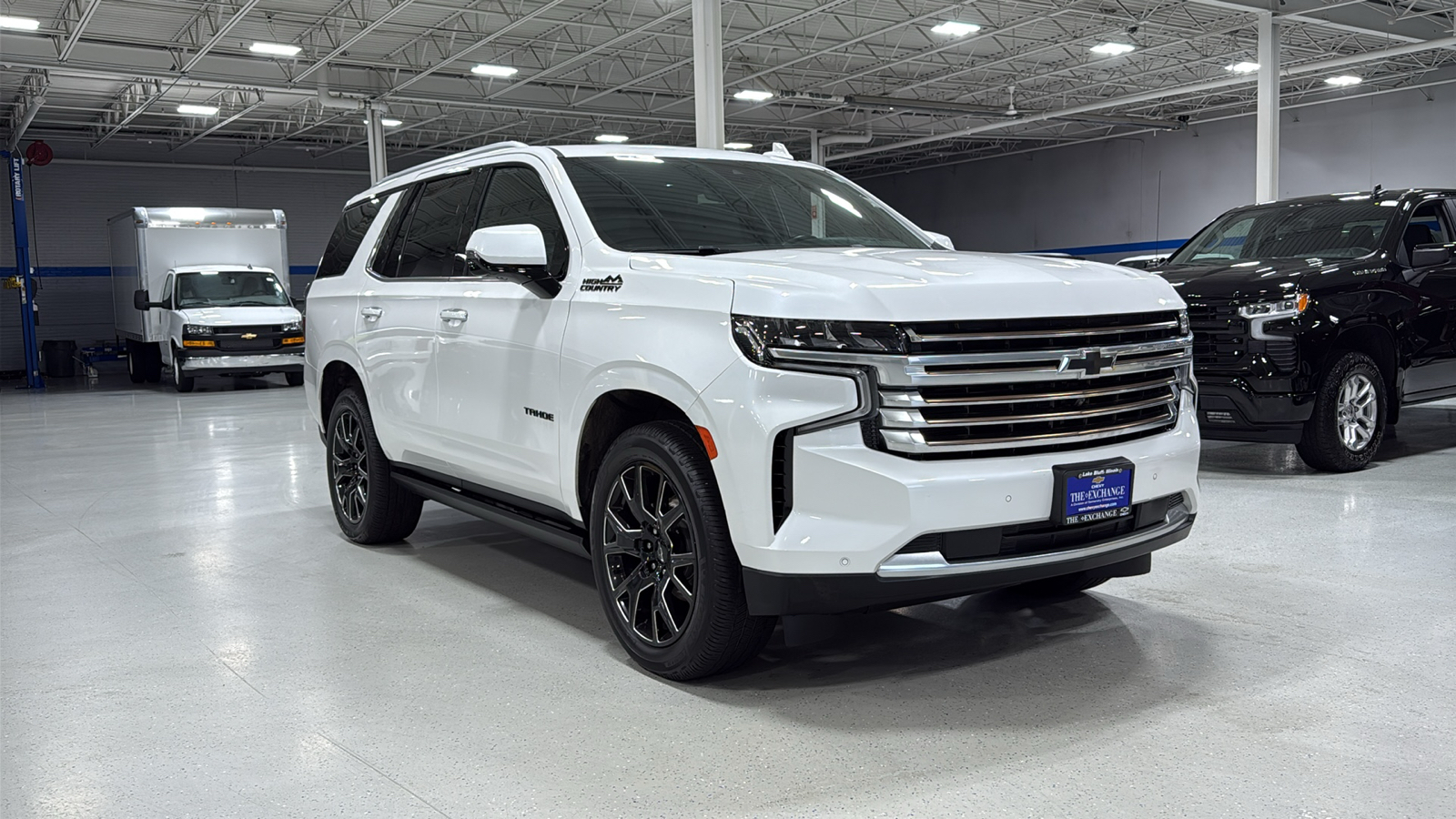2023 Chevrolet Tahoe High Country photo 2