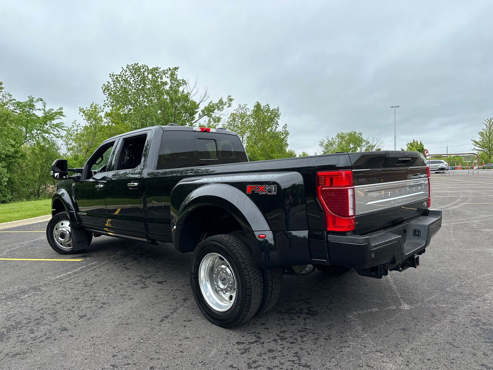 2022 Ford Super Duty F-450 DRW Platinum 6