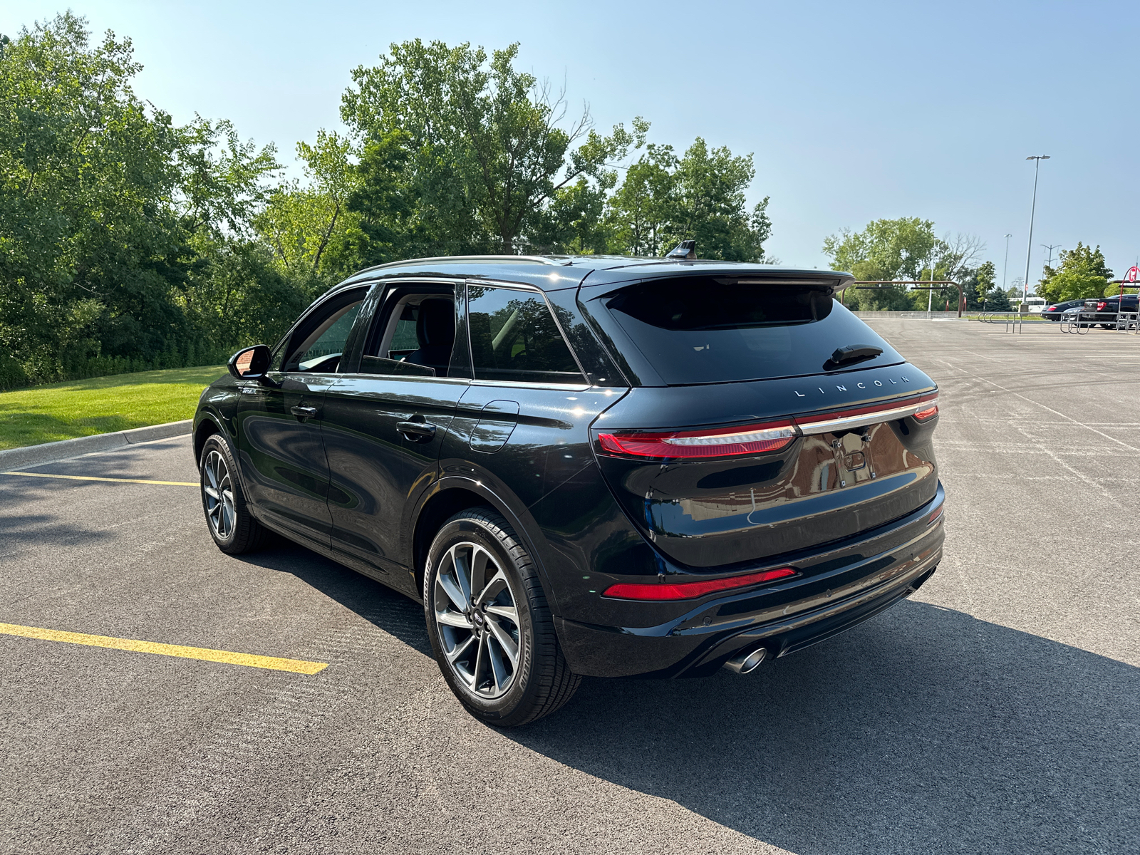 2023 Lincoln Corsair Plug-in Hybrid Grand Touring 6