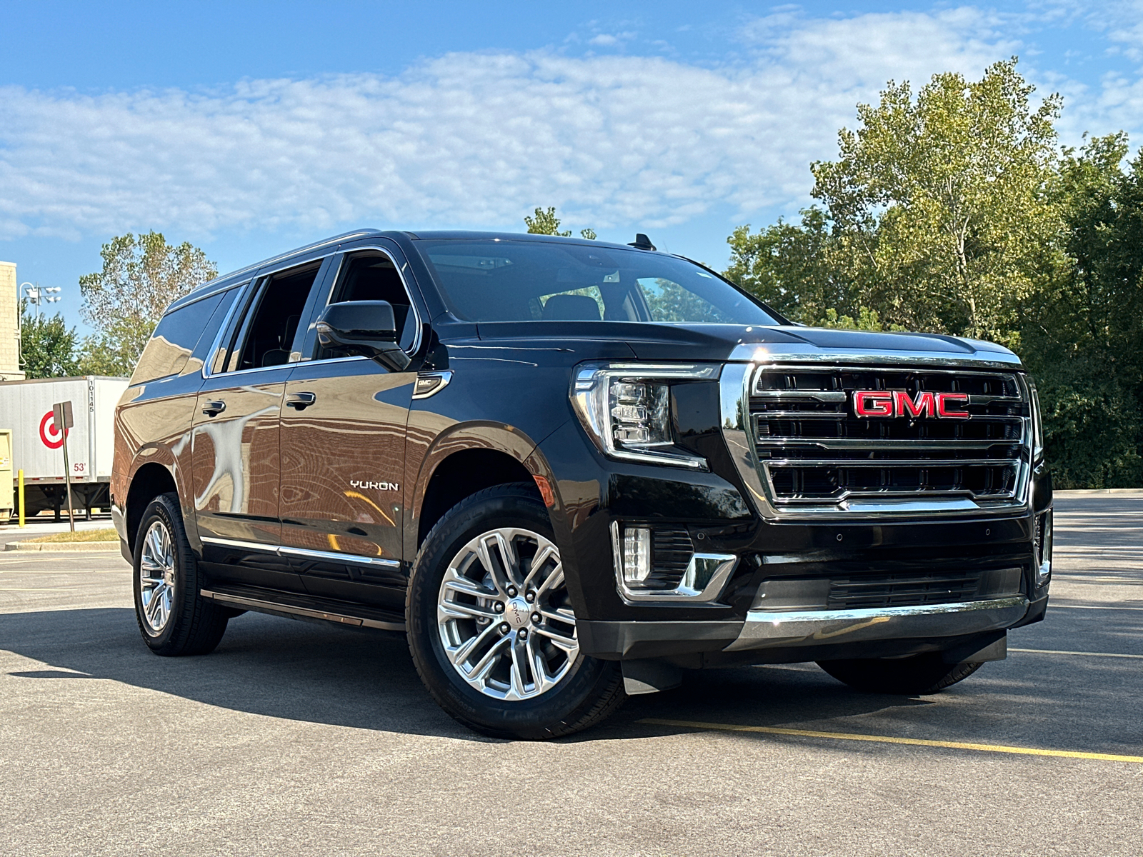 2023 GMC Yukon XL SLT 2