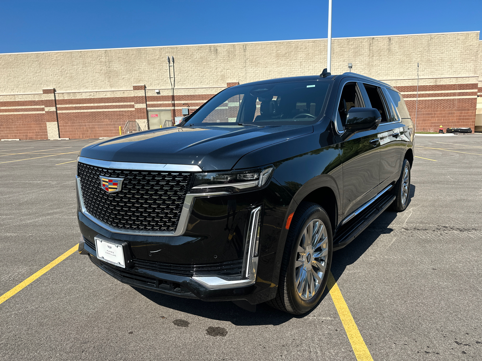 2023 Cadillac Escalade ESV 4WD Premium Luxury 4