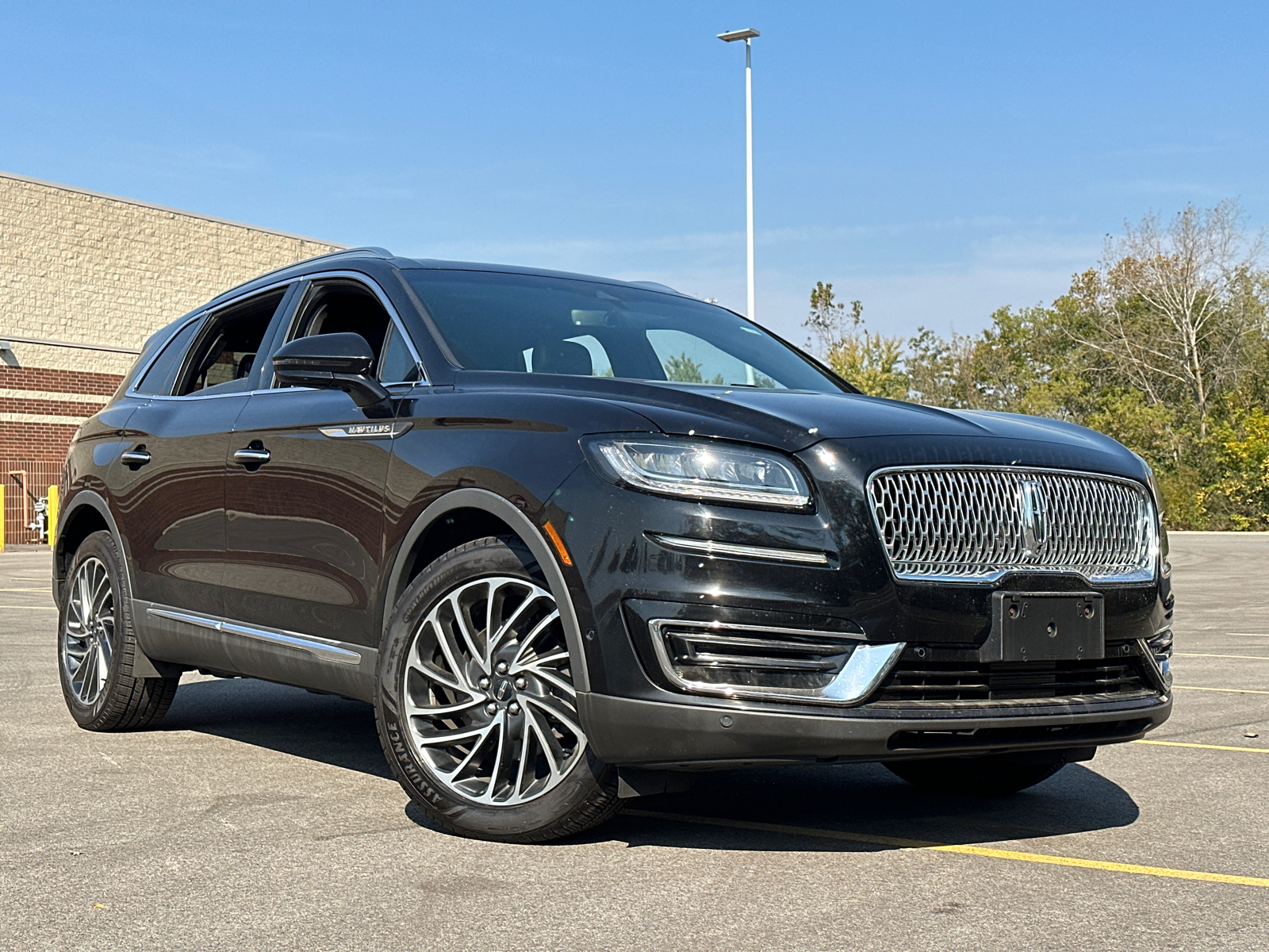 2020 Lincoln Nautilus Reserve 1