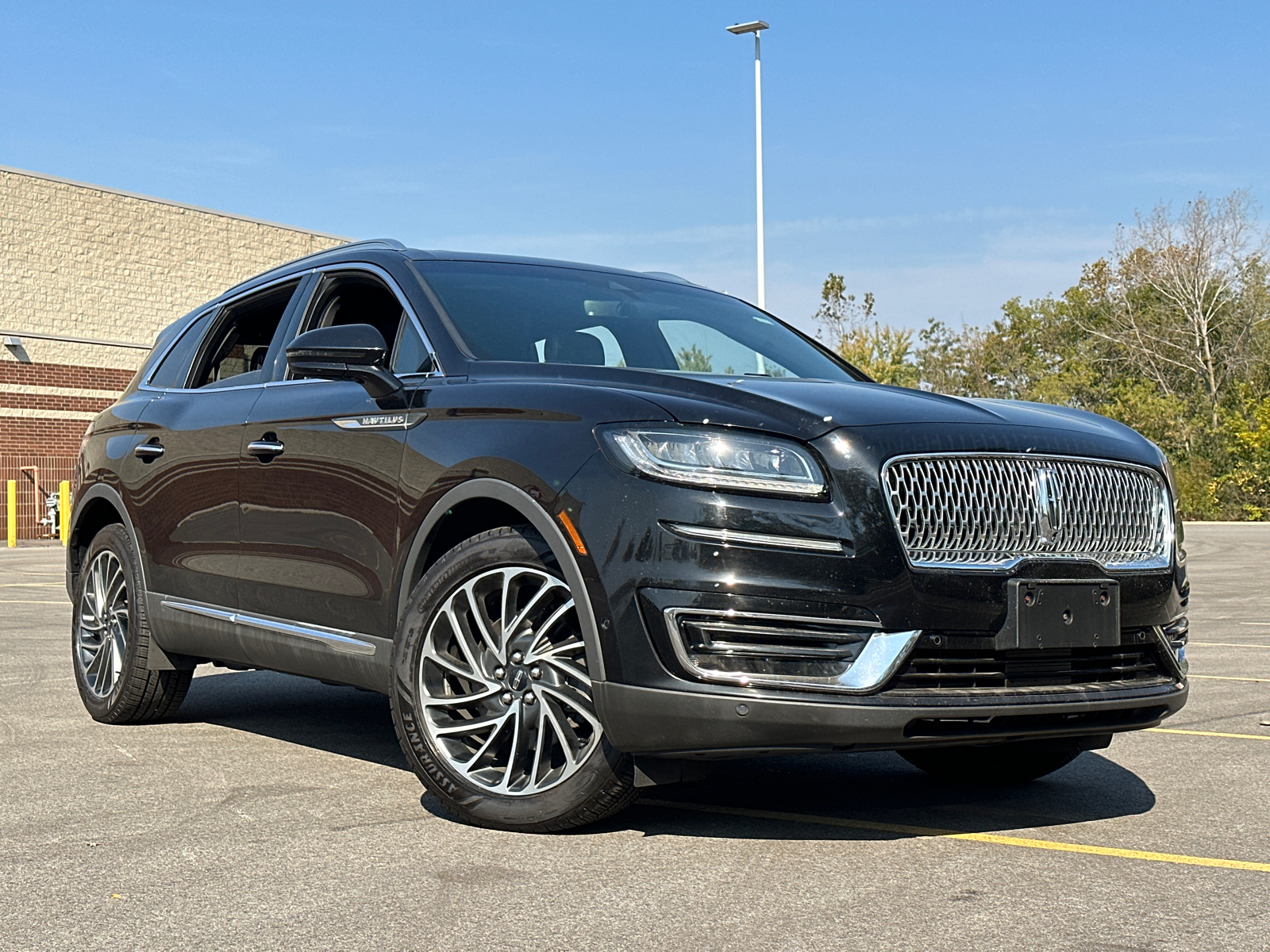 2020 Lincoln Nautilus Reserve 2