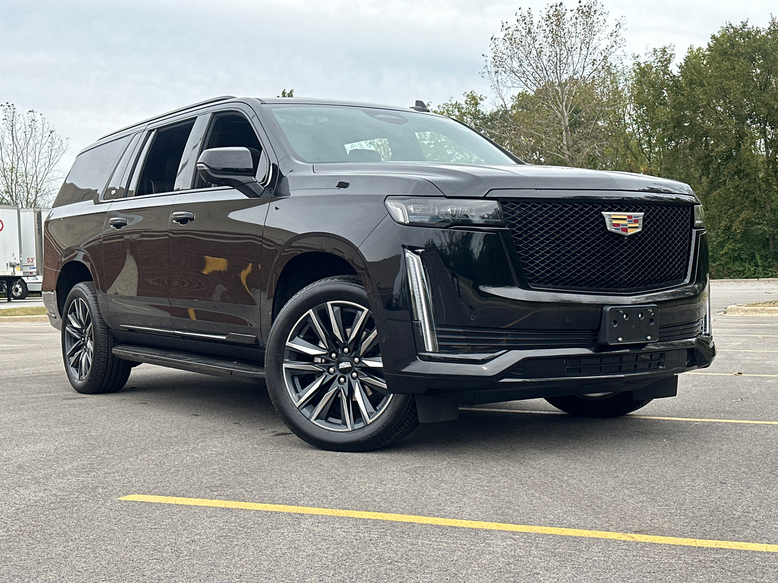 2024 Cadillac Escalade ESV 4WD Sport 1