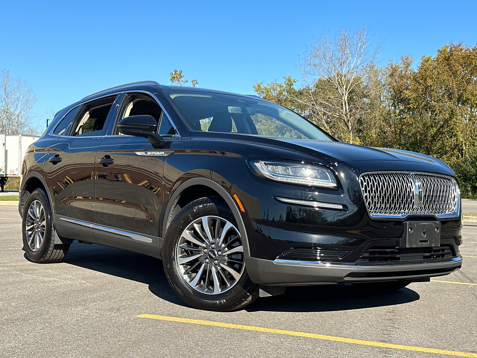 2023 Lincoln Nautilus Standard 1