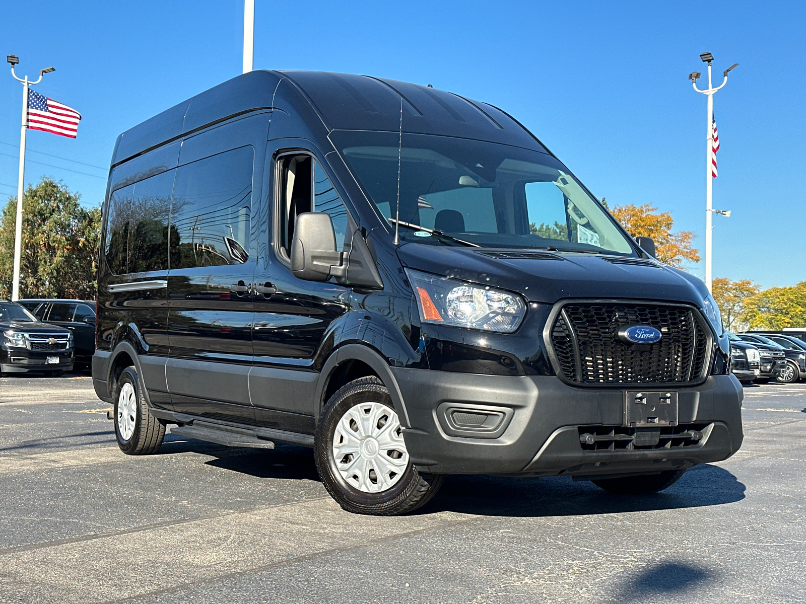 2023 Ford Transit Passenger Wagon XL 2