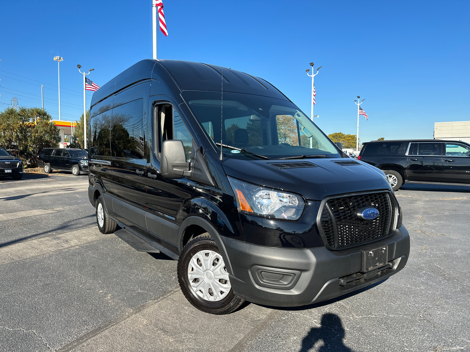 2023 Ford Transit Passenger Wagon XL 10