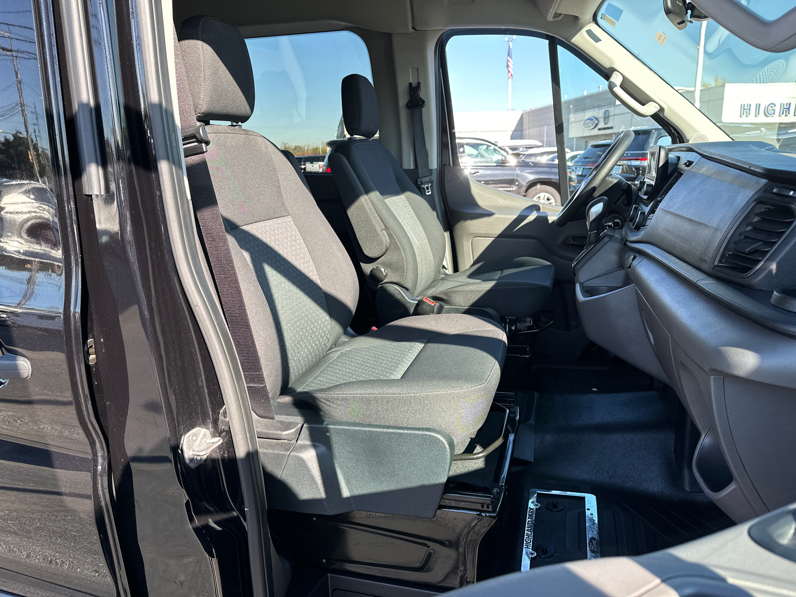 2023 Ford Transit Passenger Wagon XL 31