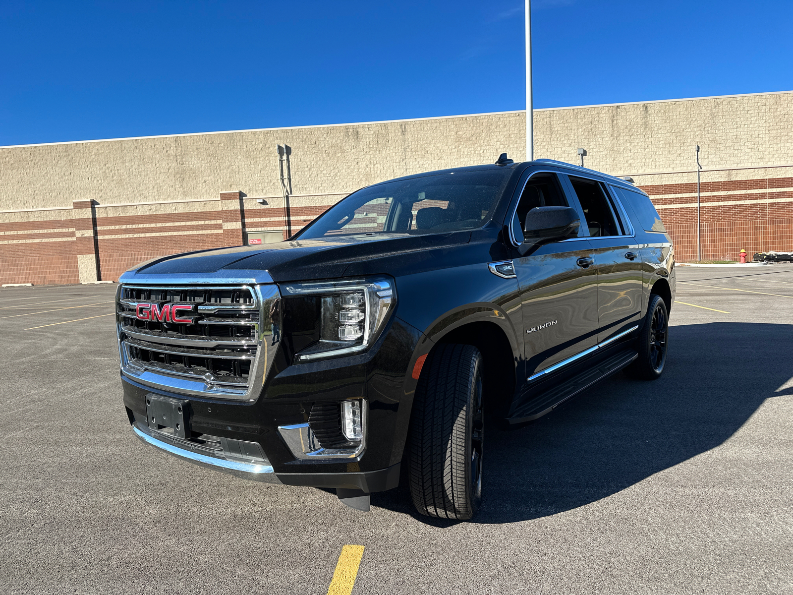 2022 GMC Yucon  4