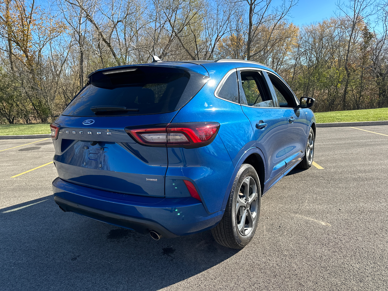 2023 Ford Escape Hybrid ST-Line 8