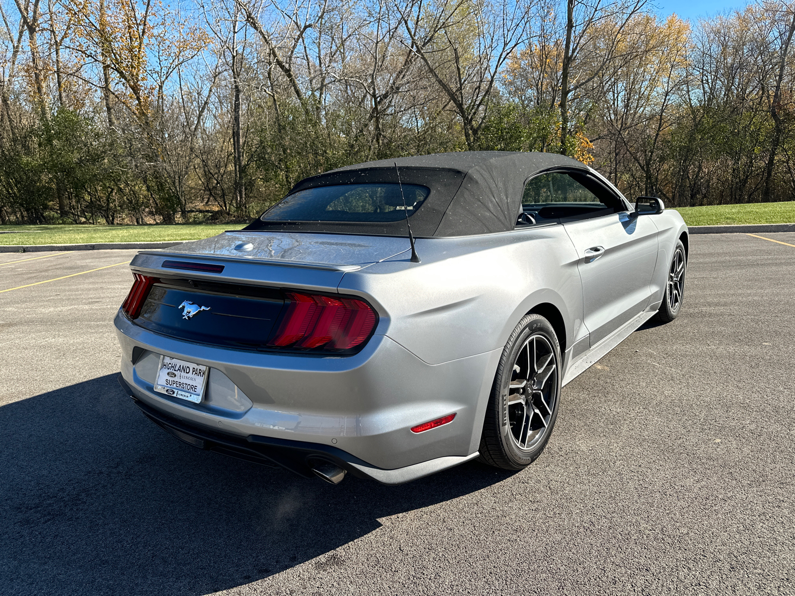 2020 Ford Mustang EcoBoost 8