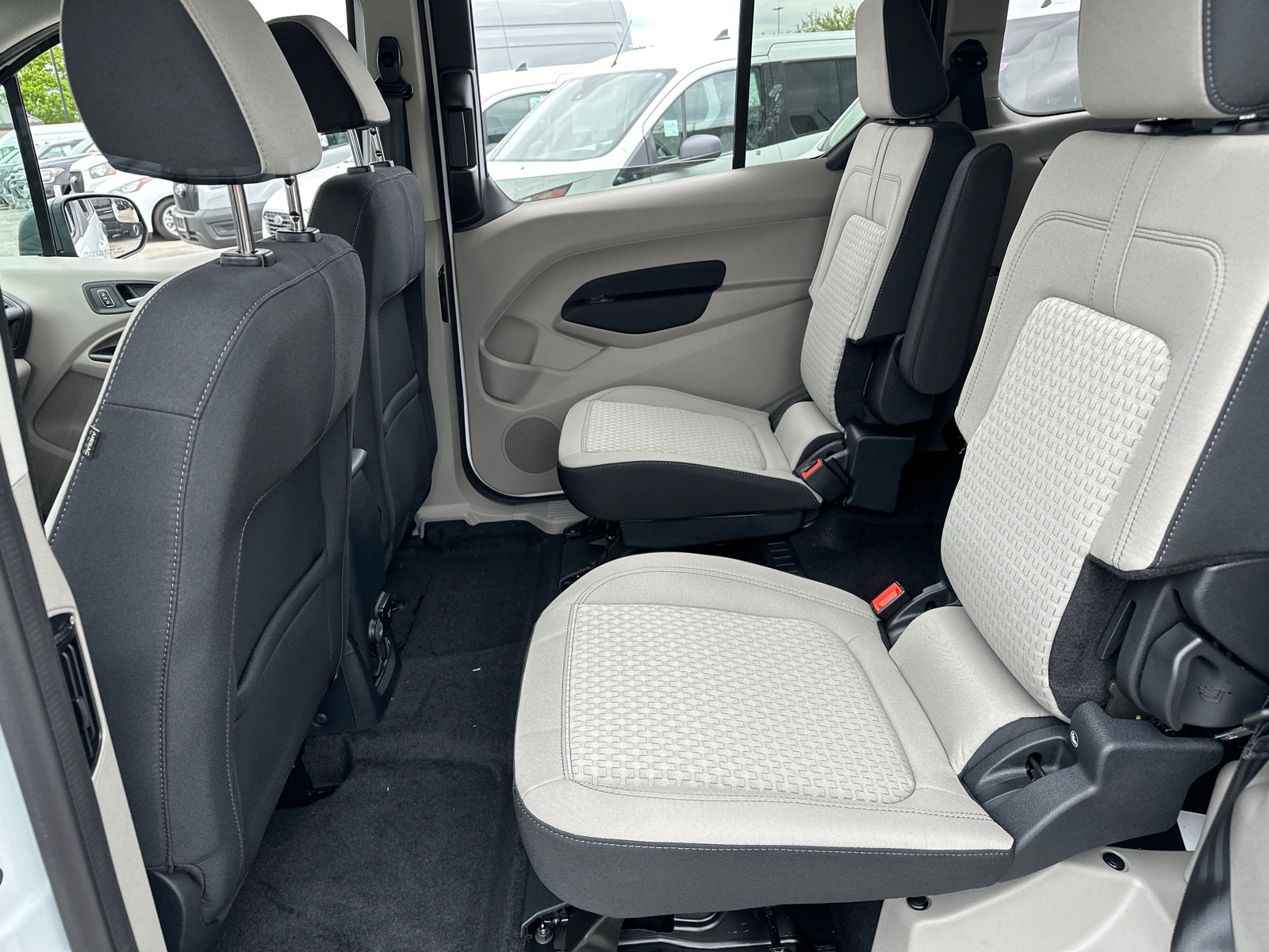 2023 Ford Transit Connect Wagon XLT 29