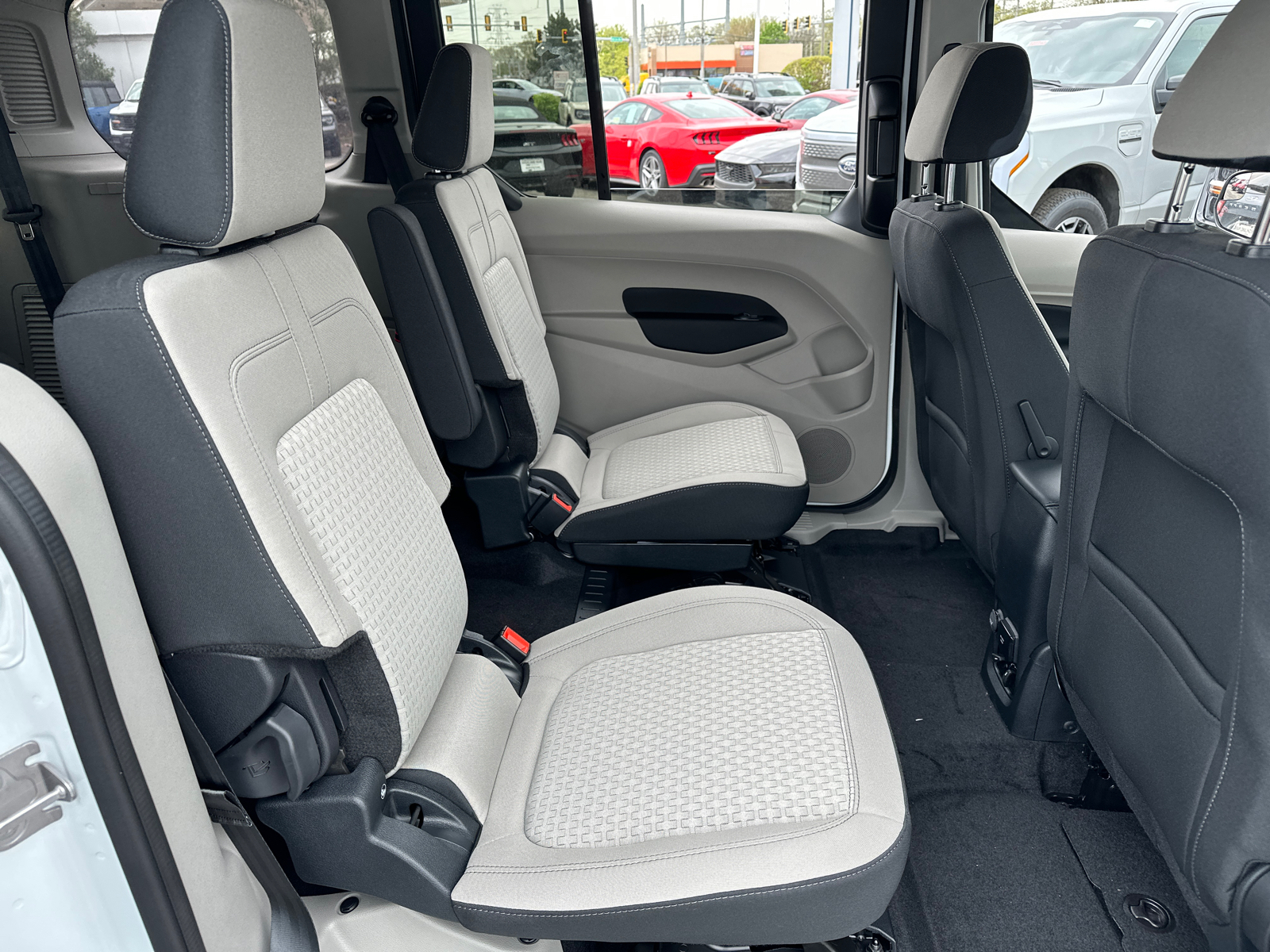 2023 Ford Transit Connect Wagon XLT 33