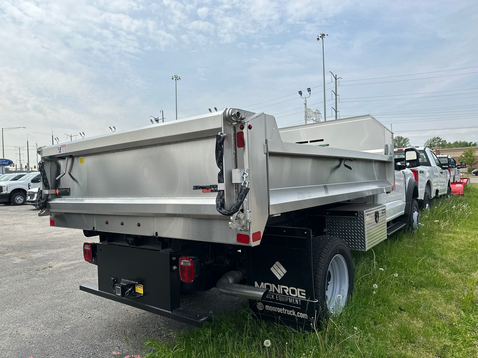 2023 Ford Super Duty F-450 DRW XL 7