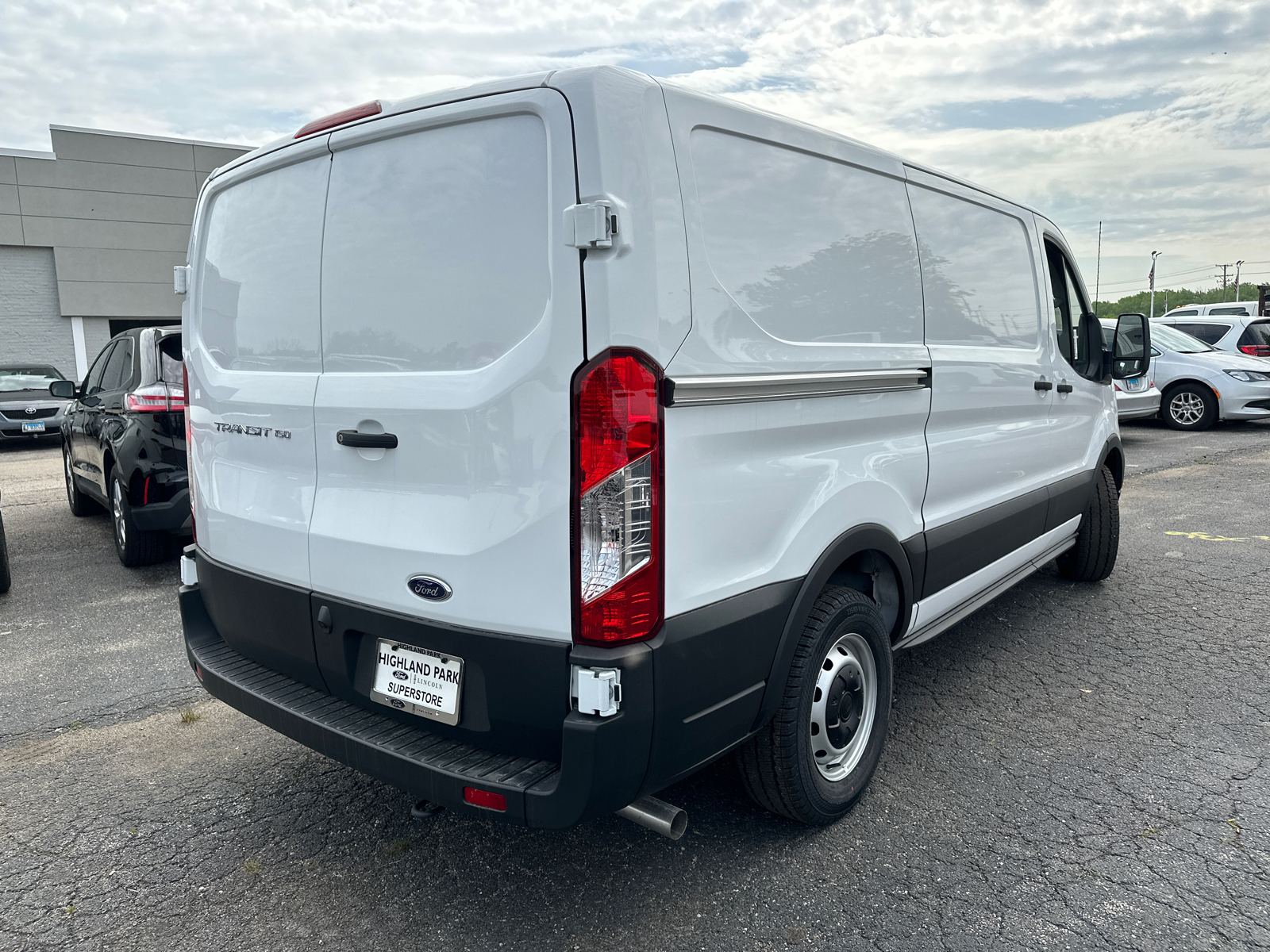 2024 Ford Transit Cargo Van  8