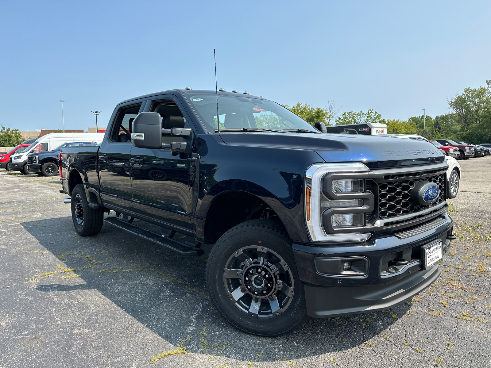 2024 Ford Super Duty F-250 SRW LARIAT 9